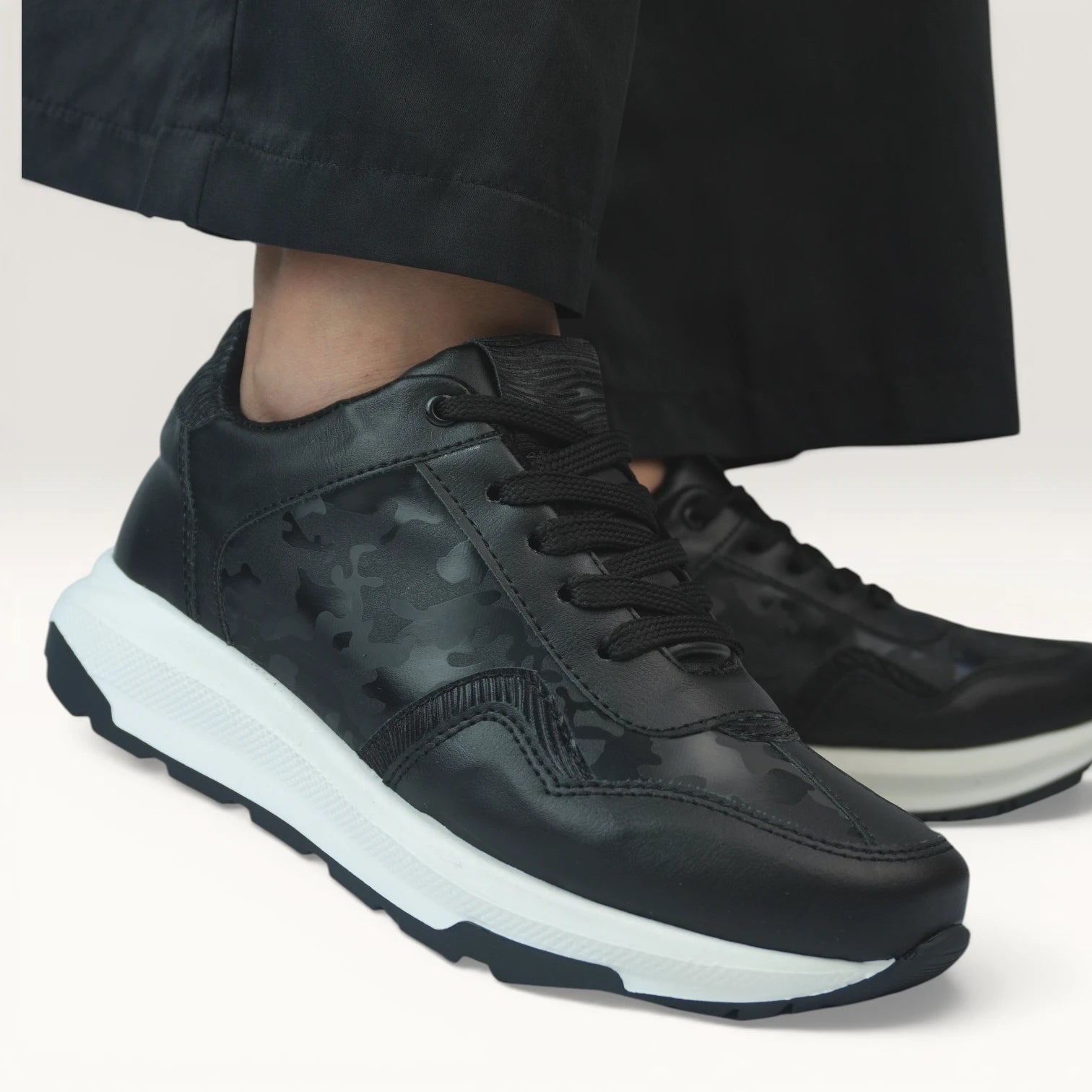 Tenis Deportivos Spimfer Negros para Mujer