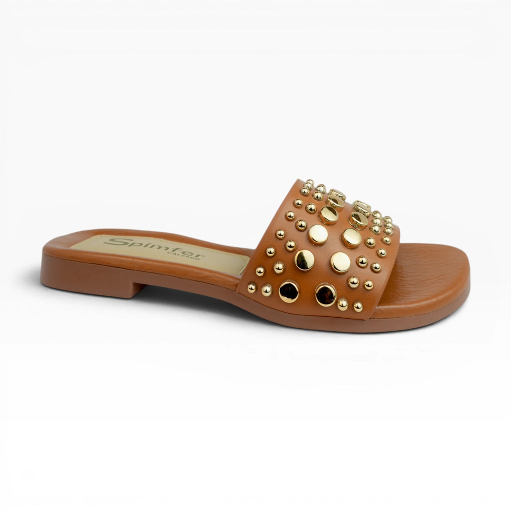 Sandalias Planas Spimfer para Mujer Diseño Urbano con Taches Doradas
