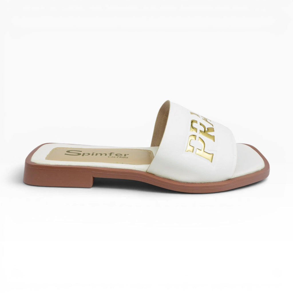 Sandalias Planas para Mujer Spimfer  Color Blanco Talco con Detalle Dorado
