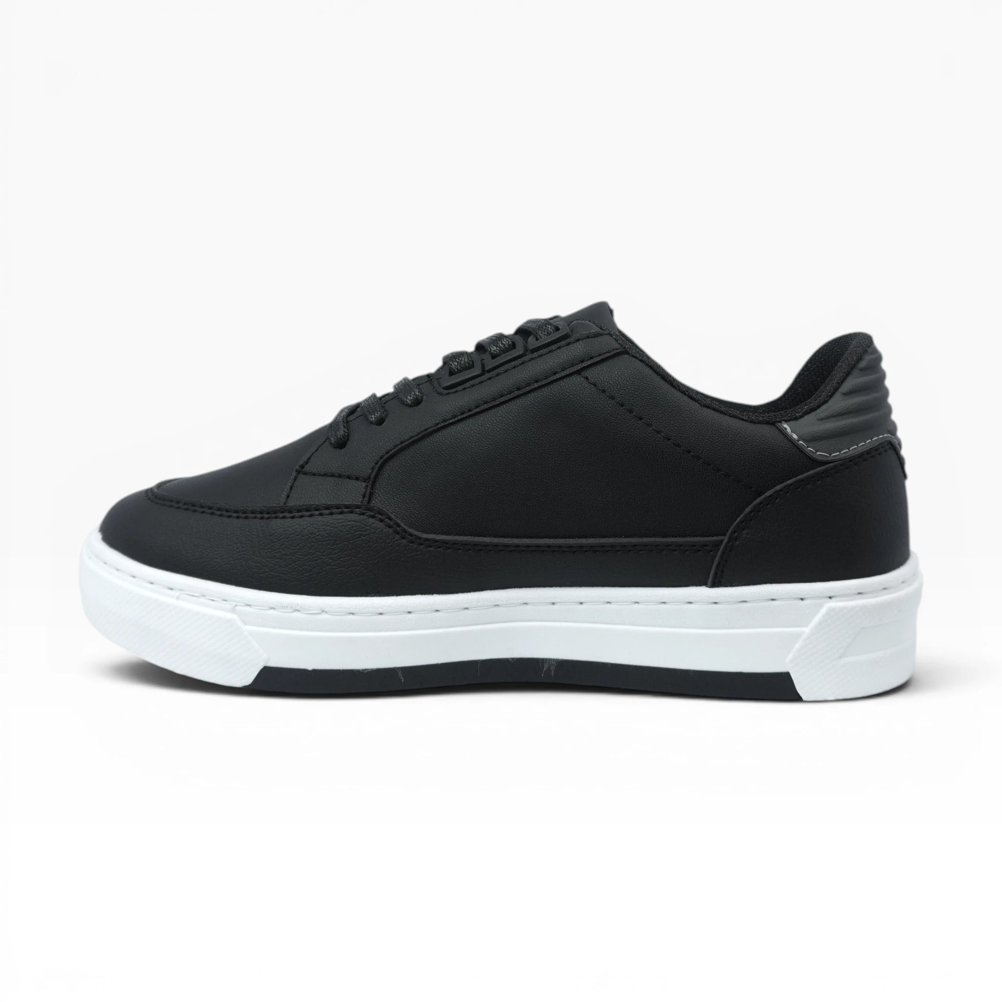 Tenis Casuales Spimfer Negro para Hombre: Elegancia Urbana y Confort Premium