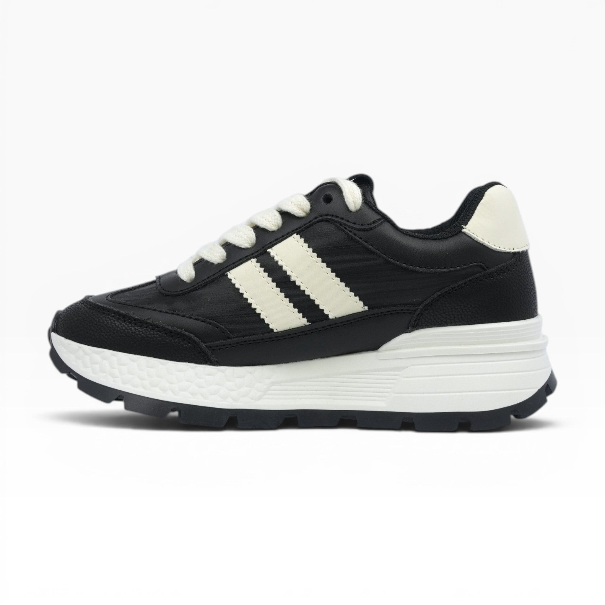 Tenis Deportivos Spimfer Negros y Blancos para Mujer: Confort y Estilo Urbano
