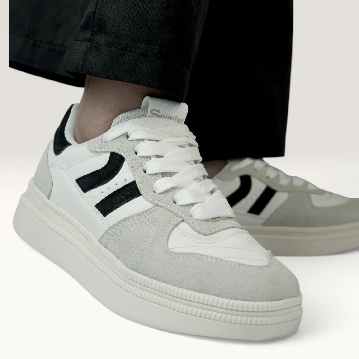 Tenis Urbanos Spimfer Blanco Negro con Plataforma para Mujer
