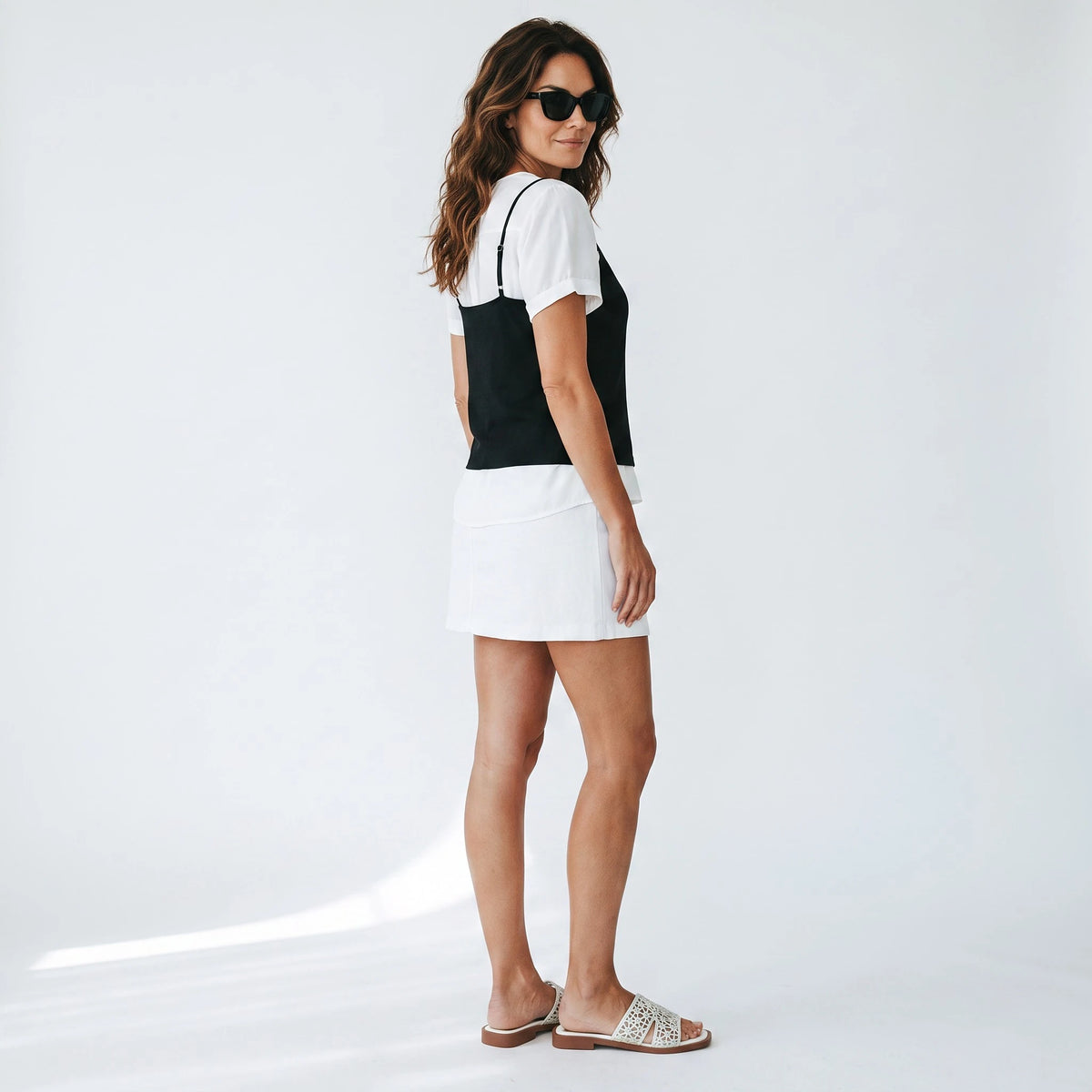 Sandalias Planas para Mujer Color Blanco Plata Calado con Brillos