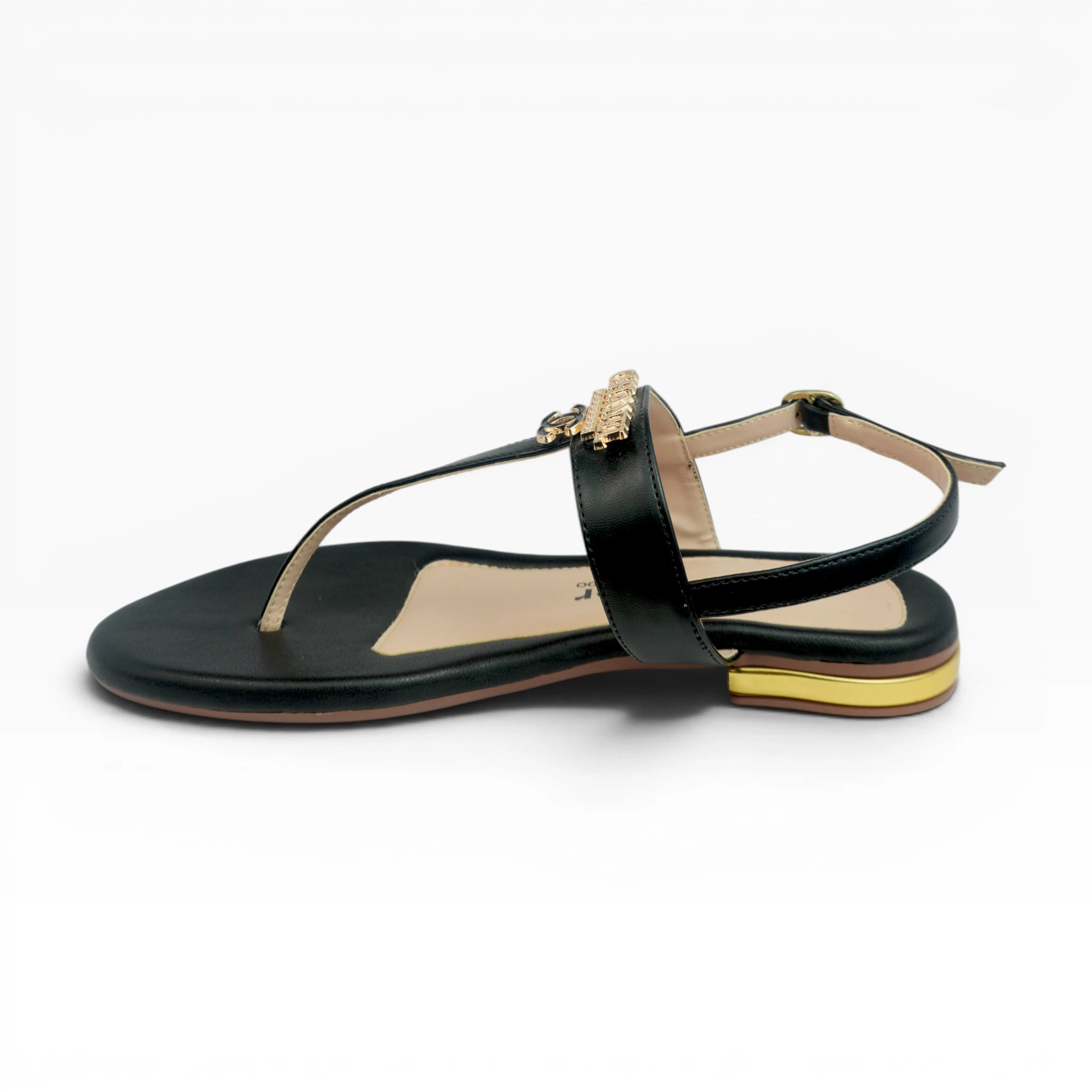 Sandalias de Tres Puntadas para Mujer Spimfer Color Negro con Aplique Dorado