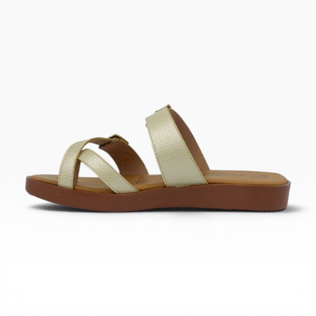 Sandalias Tres Puntadas Spimfer Champaña para Mujer: Comodidad y Brillo Casual